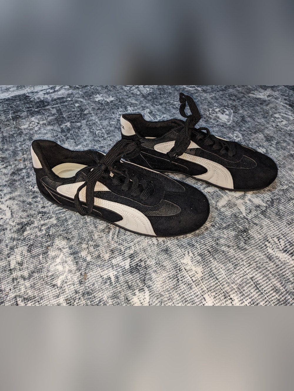Men's Black and White Faux Suede Sneakers 42 New